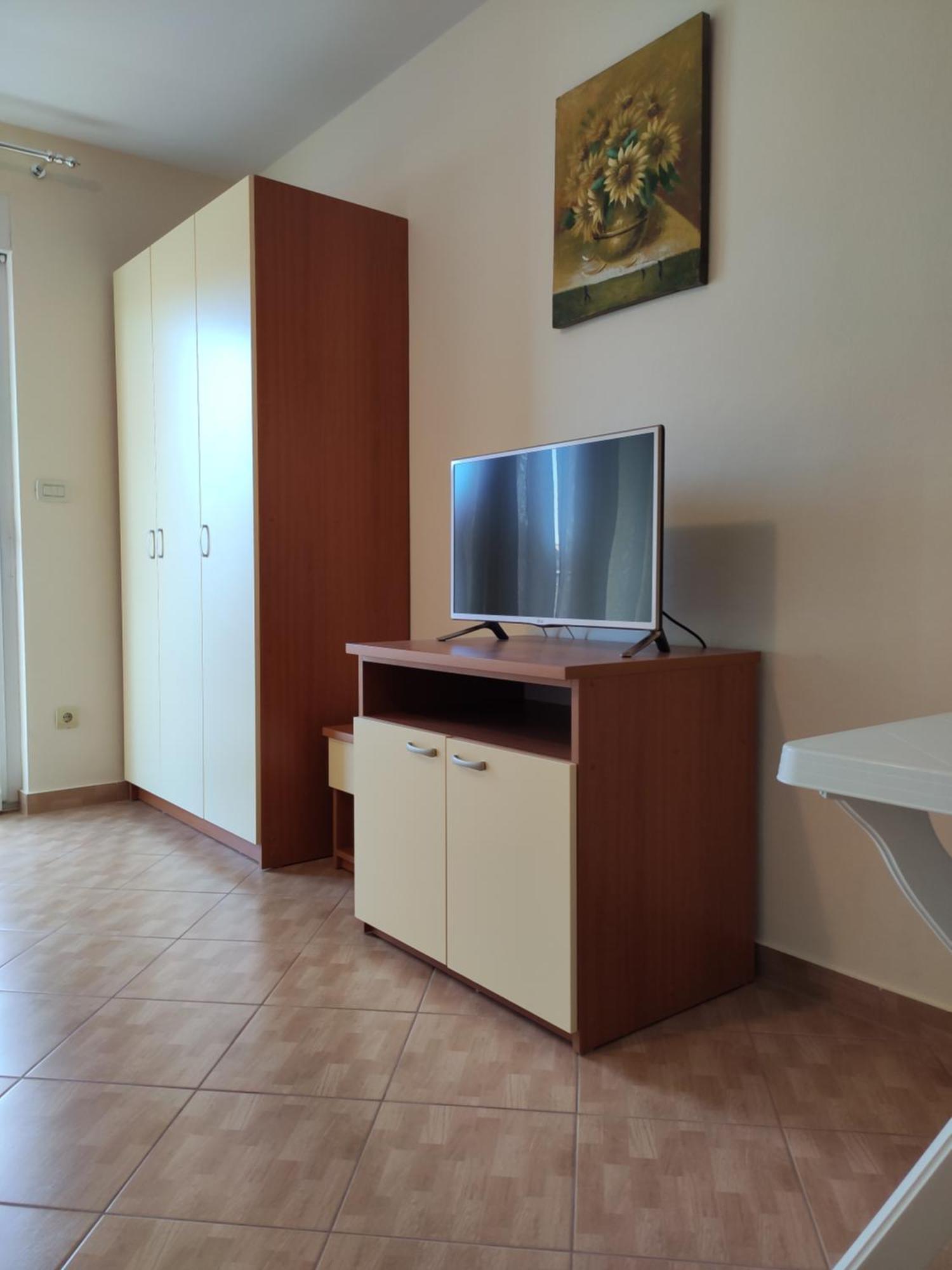 Apartmani Vujcic Makarska Kamer foto