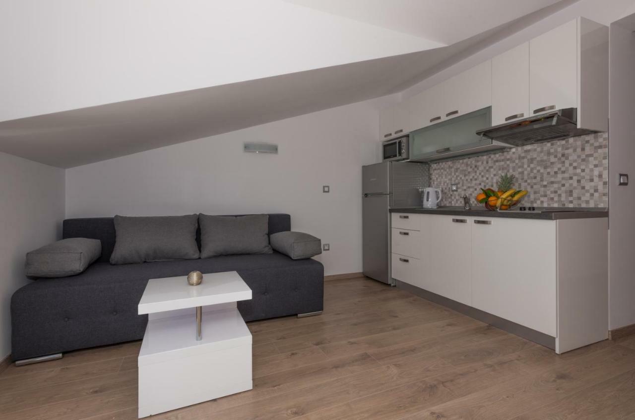 Apartmani Vujcic Makarska Buitenkant foto