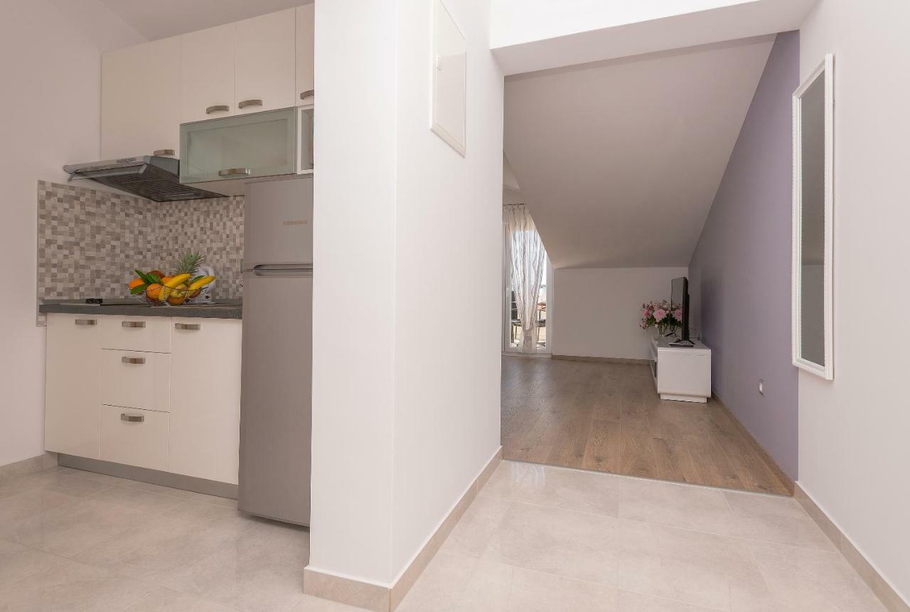 Apartmani Vujcic Makarska Buitenkant foto